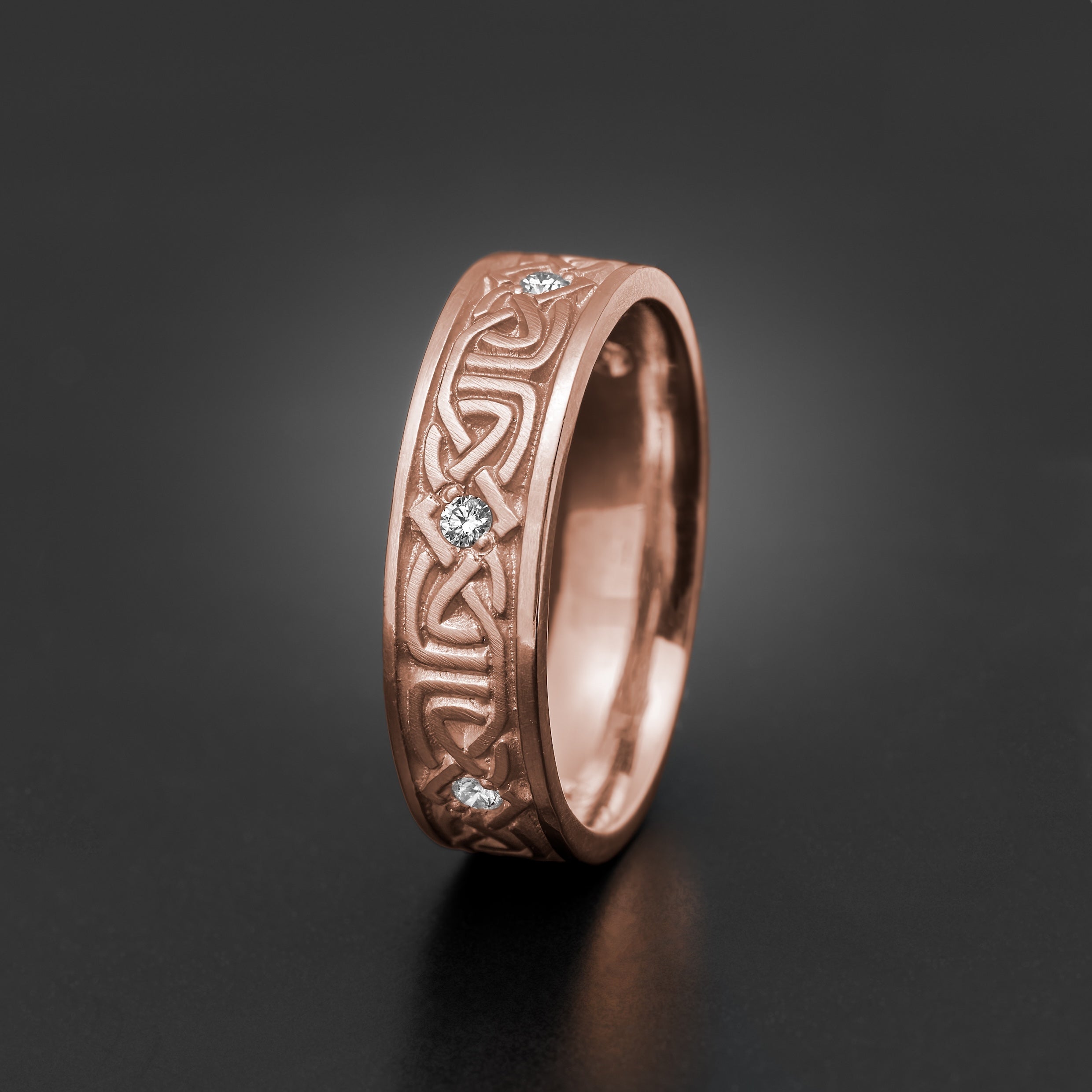 Narrow Labyrinth Celtic wedding band with diamond accents in 14K rose gold
