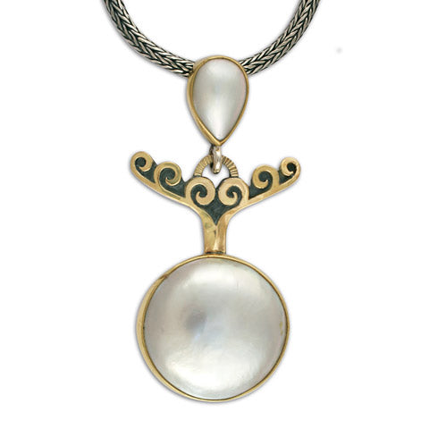 Pearl Plunge Pendant