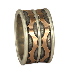 Treads Ring